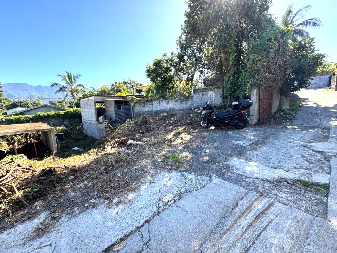 SAINT PIERRE / LES 400 - TERRAIN CONSTRUCTIBLE DE 356 m2
